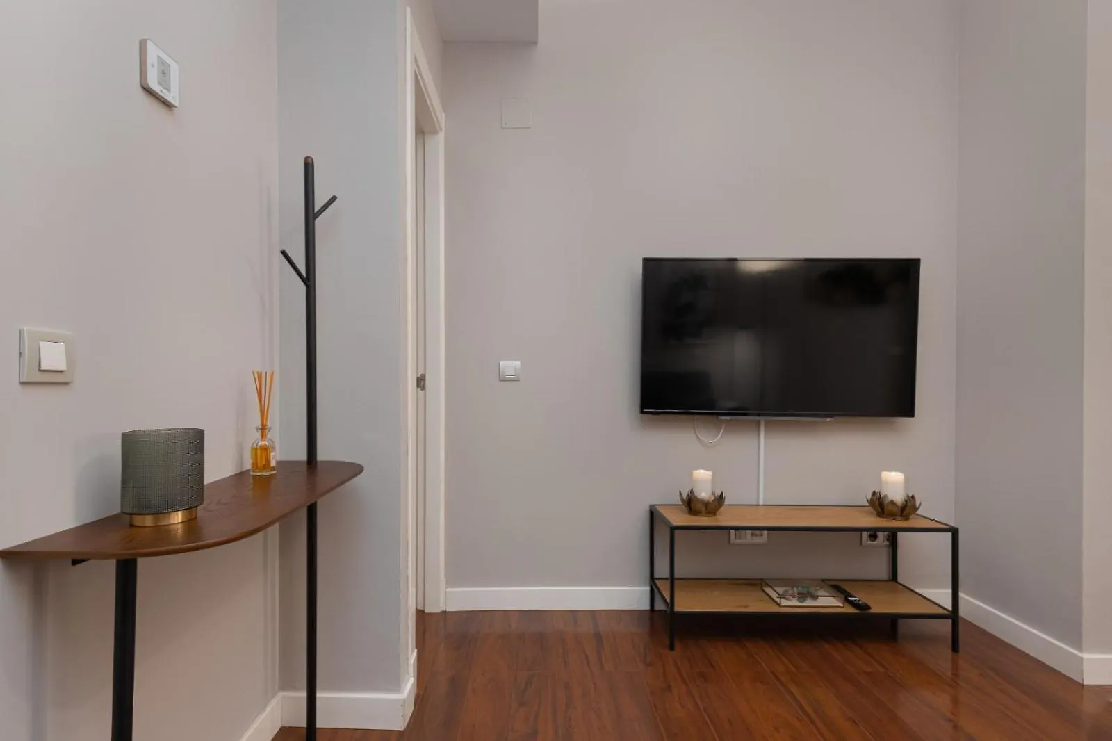 Cathedral Suites - City Center Apartment Малага