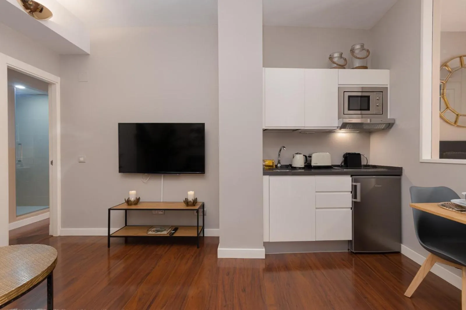 Cathedral Suites - City Center Apartment Малага 0*,  Испания
