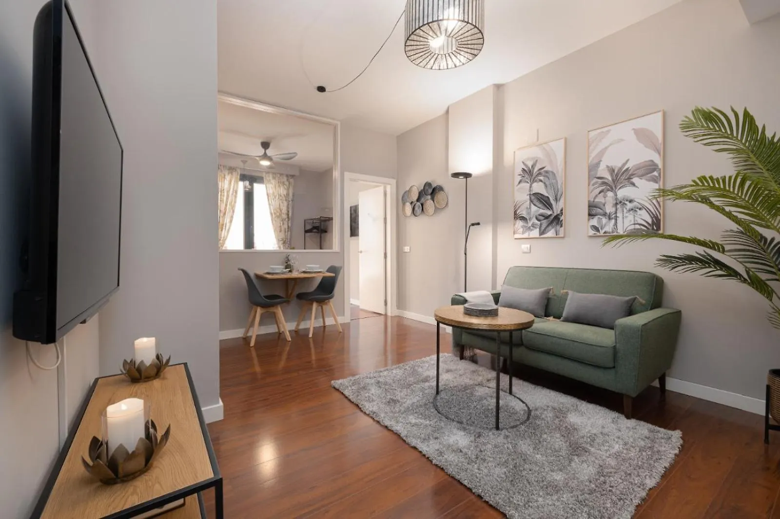 Cathedral Suites - City Center Apartment Малага